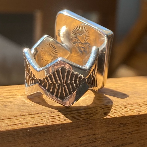 Kings Manassa Turquoise and Heavy Sterling Silver Stamped Ring - Picture 4 of 6